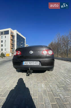 Седан Volkswagen Passat 2005 в 