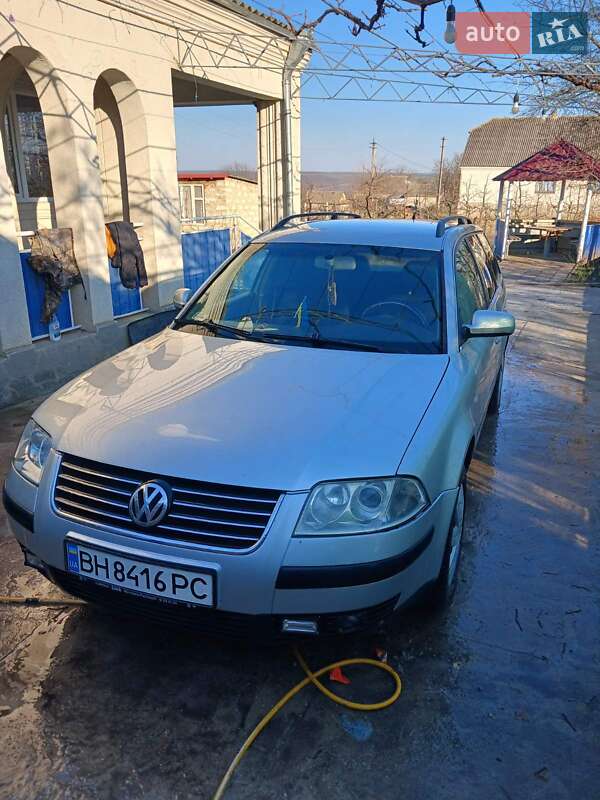 Универсал Volkswagen Passat 2002 в 