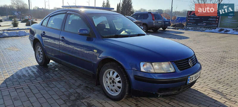Седан Volkswagen Passat 1999 в 