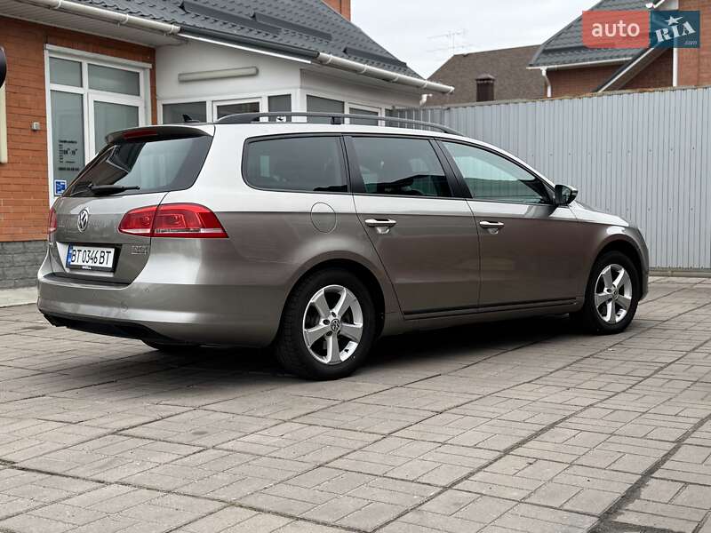 Универсал Volkswagen Passat 2014 в Киеве