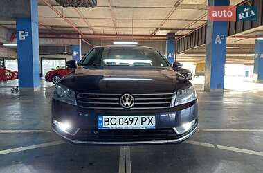 Седан Volkswagen Passat 2014 в 