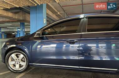 Седан Volkswagen Passat 2014 в 