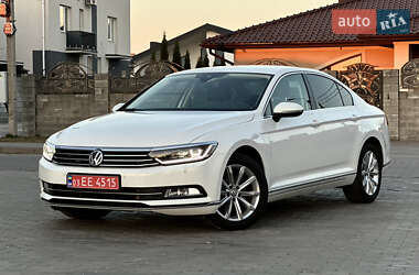 Седан Volkswagen Passat 2019 в 