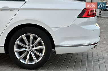 Седан Volkswagen Passat 2019 в 
