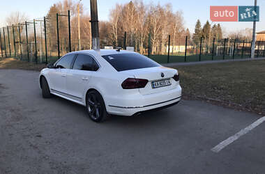 Седан Volkswagen Passat 2015 в 