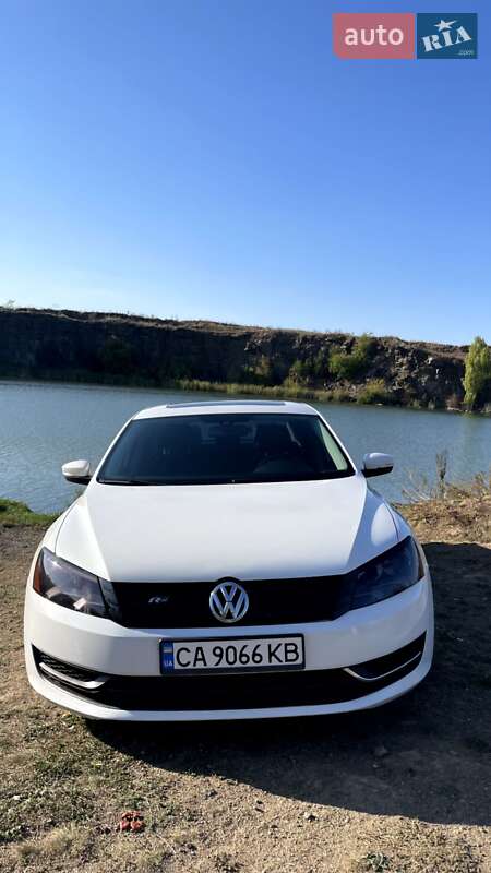 Седан Volkswagen Passat 2013 в Чернигове