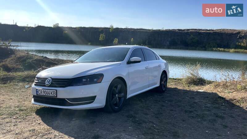 Седан Volkswagen Passat 2013 в Чернигове