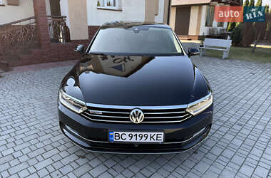 Седан Volkswagen Passat 2016 в 