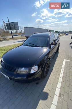 Универсал Volkswagen Passat 2000 в 