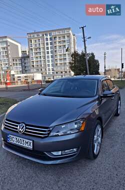 Седан Volkswagen Passat 2015 в Львові