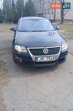 Универсал Volkswagen Passat 2006 в Луцке