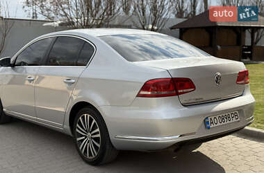 Седан Volkswagen Passat 2011 в 