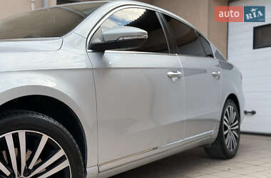 Седан Volkswagen Passat 2011 в 