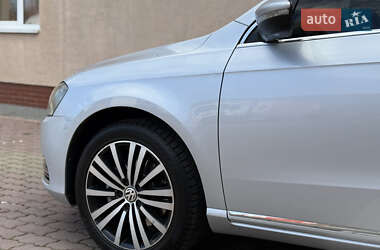 Седан Volkswagen Passat 2011 в 