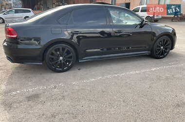 Седан Volkswagen Passat 2012 в 
