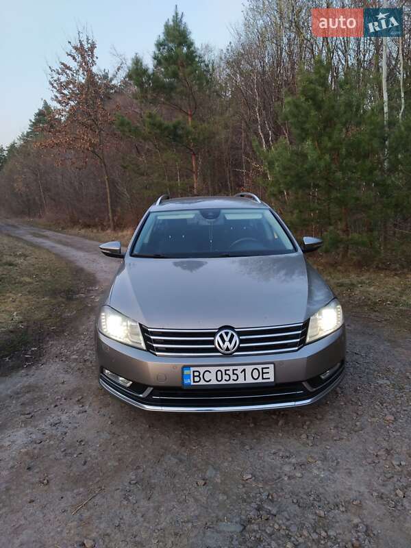 Универсал Volkswagen Passat 2014 в Львове