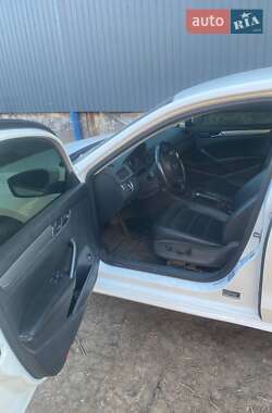 Седан Volkswagen Passat 2014 в 