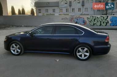 Седан Volkswagen Passat 2012 в Тернополі