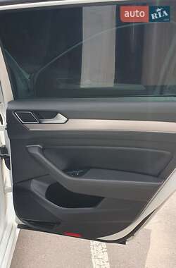 Универсал Volkswagen Passat 2017 в 