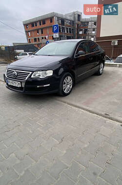 Седан Volkswagen Passat 2006 в 