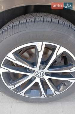 Универсал Volkswagen Passat 2015 в 