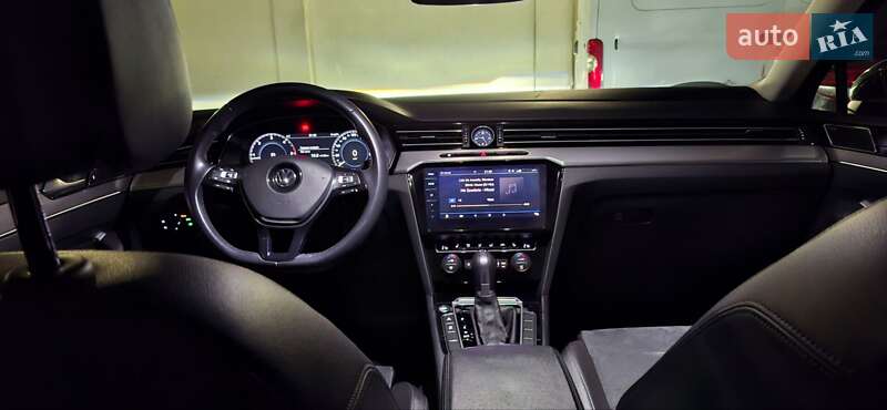 Универсал Volkswagen Passat 2018 в Тернополе