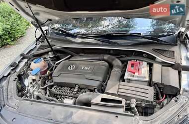 Седан Volkswagen Passat 2016 в 