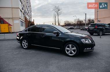Седан Volkswagen Passat 2012 в 