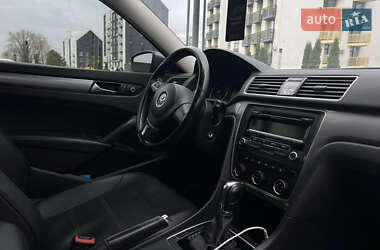 Седан Volkswagen Passat 2014 в 