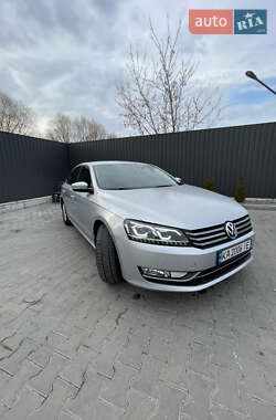 Седан Volkswagen Passat 2014 в 