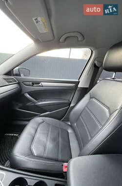 Седан Volkswagen Passat 2014 в 