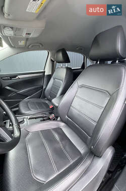 Седан Volkswagen Passat 2014 в 