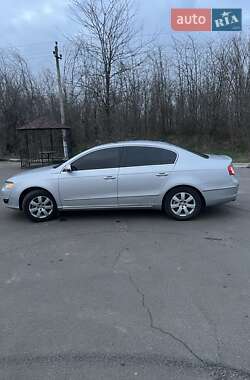 Седан Volkswagen Passat 2006 в 