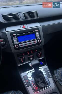 Седан Volkswagen Passat 2006 в 