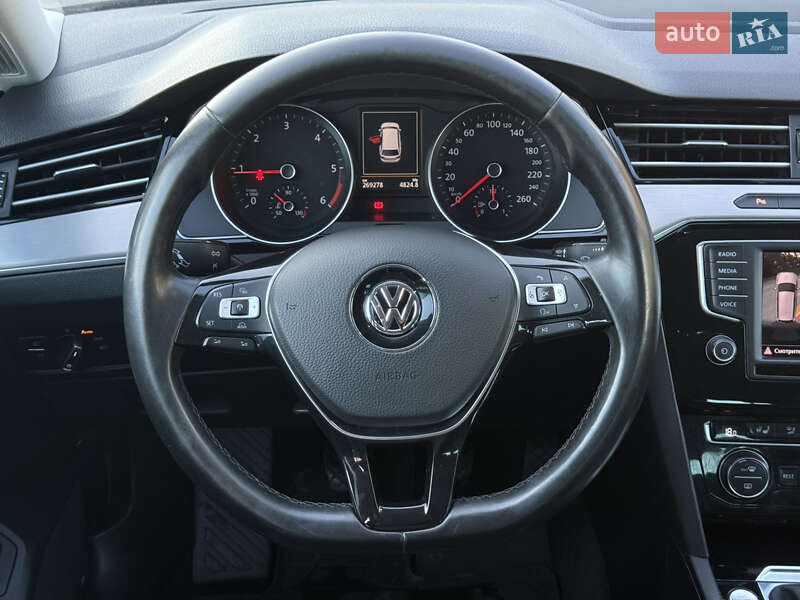 Універсал Volkswagen Passat 2016 в Тернополі