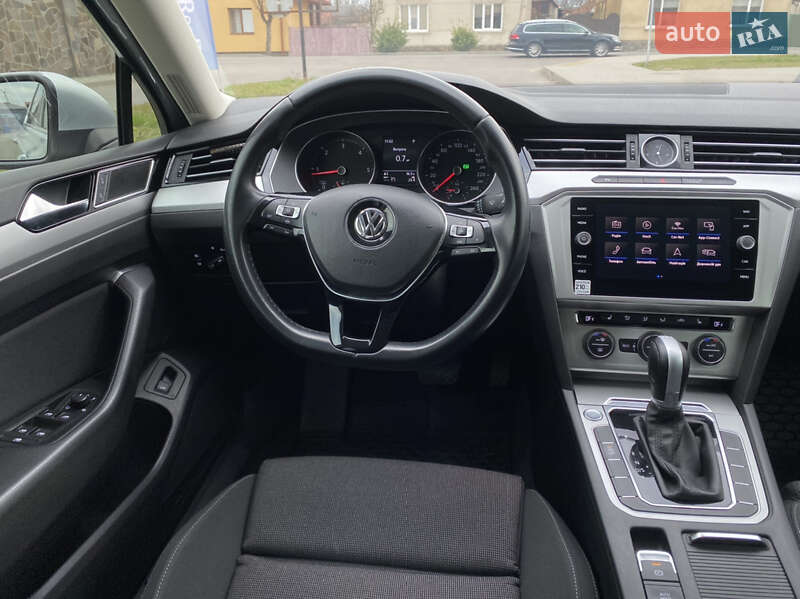 Универсал Volkswagen Passat 2018 в Мукачево
