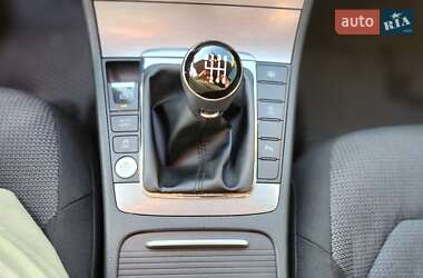Седан Volkswagen Passat 2014 в 