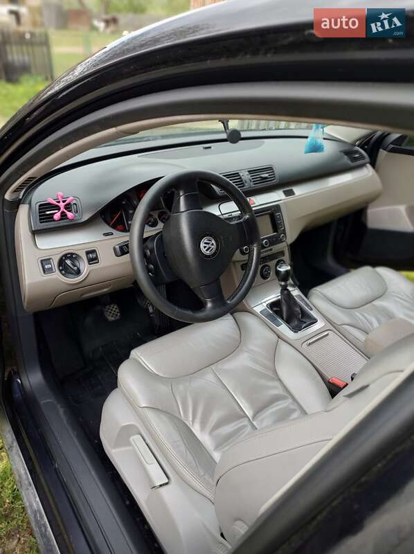 Седан Volkswagen Passat 2008 в Добромиле