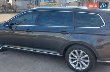 Универсал Volkswagen Passat 2017 в 