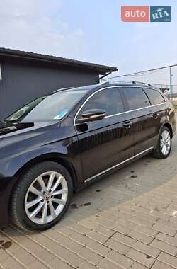 Універсал Volkswagen Passat 2011 в 