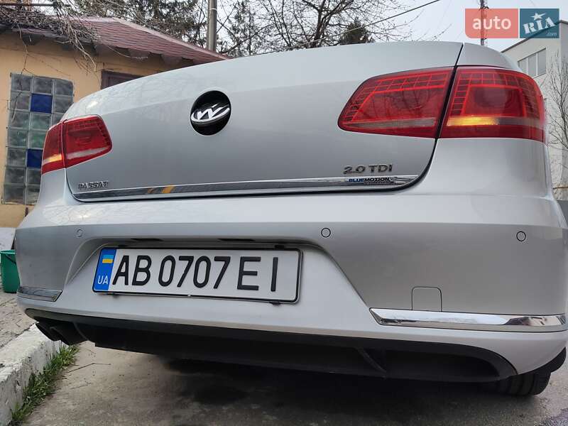 Седан Volkswagen Passat 2011 в Виннице