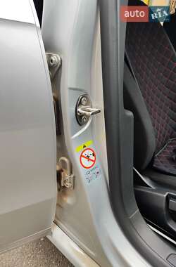 Седан Volkswagen Passat 2011 в 