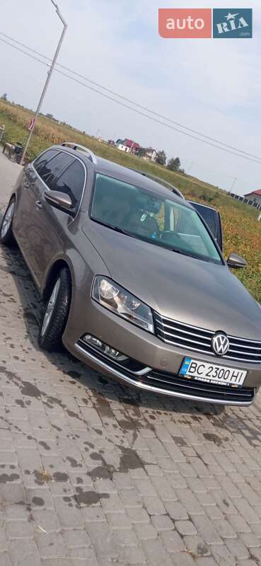 Универсал Volkswagen Passat 2011 в 