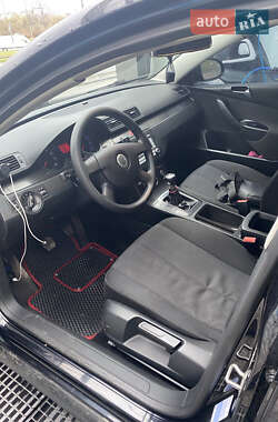 Седан Volkswagen Passat 2005 в 