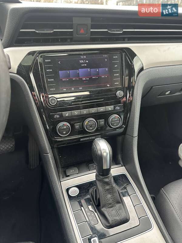 Седан Volkswagen Passat 2021 в Черкассах