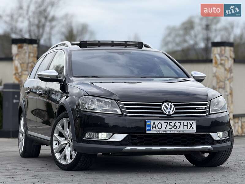 Универсал Volkswagen Passat 2012 в Хусте
