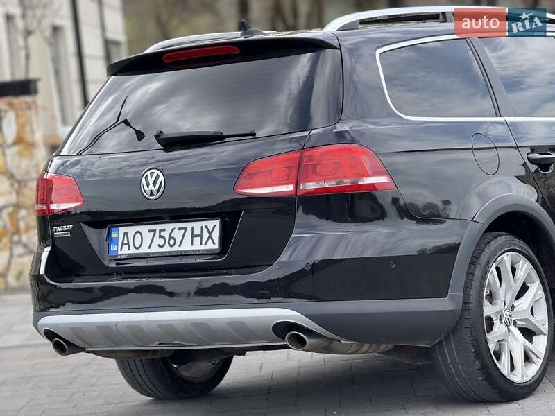 Универсал Volkswagen Passat 2012 в Хусте
