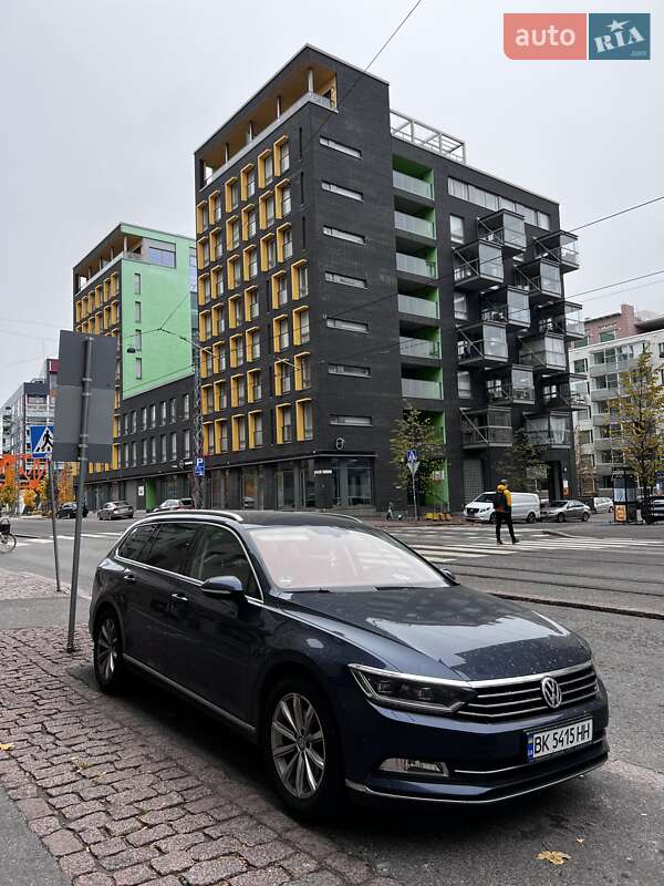 Универсал Volkswagen Passat 2015 в Вараше