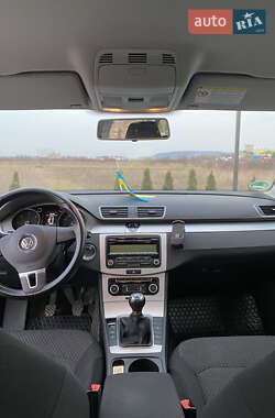 Универсал Volkswagen Passat 2011 в 