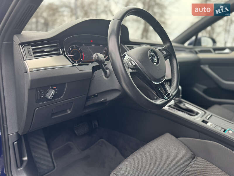 Универсал Volkswagen Passat 2018 в Виннице